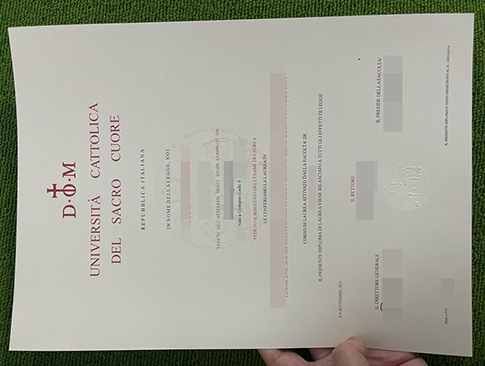 Università Cattolica del Sacro Cuore diploma replacement