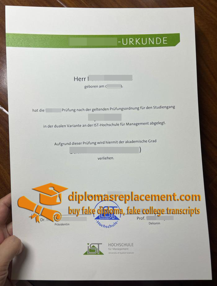 IST-Hochschule für Management Urkunde